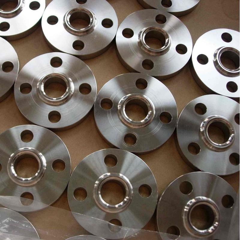 Samal etapil toimivad lisandid ja lahutajad, turbiinmootorite kombainide tõhus tootmine